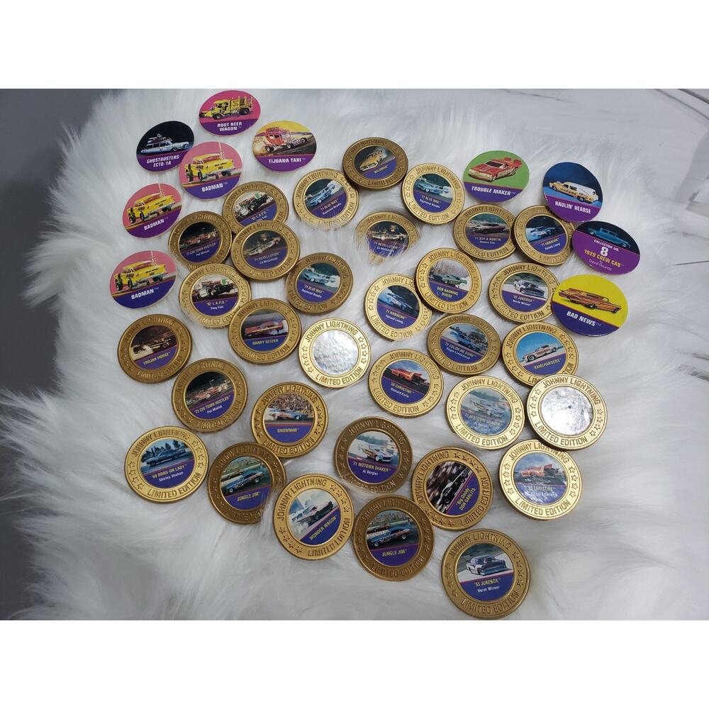 Lot 30+ JOHNNY LIGHTNING LIMITED EDITION COLLECTOR COINS‎